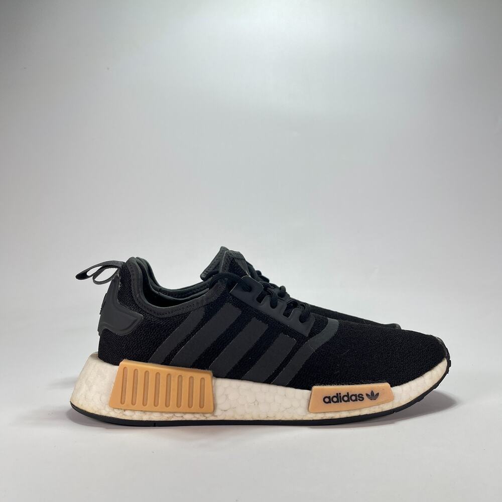 adidas NMD R1 Black Carbon Lifestyle streetwear Sneakers GZ7997 Women's Size 7.5